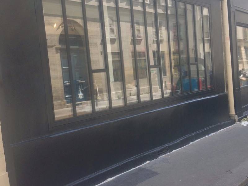 vitrage sur façade magasin